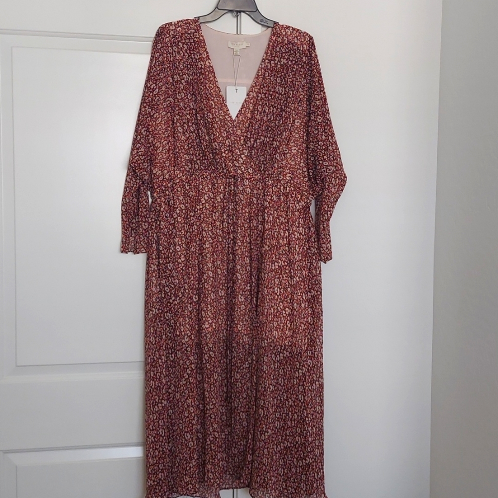 Ted Baker v neck draw string waist floral dress